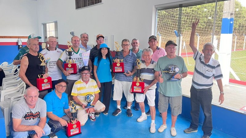 Lago Azul realiza torneio de bocha