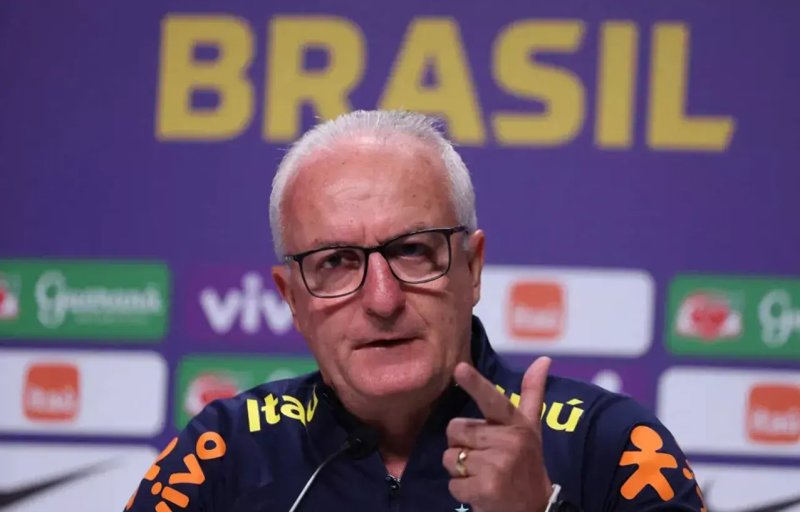 Dorival Jr. admite insatisfação por momento da Seleção, mas aposta em sequência do trabalho