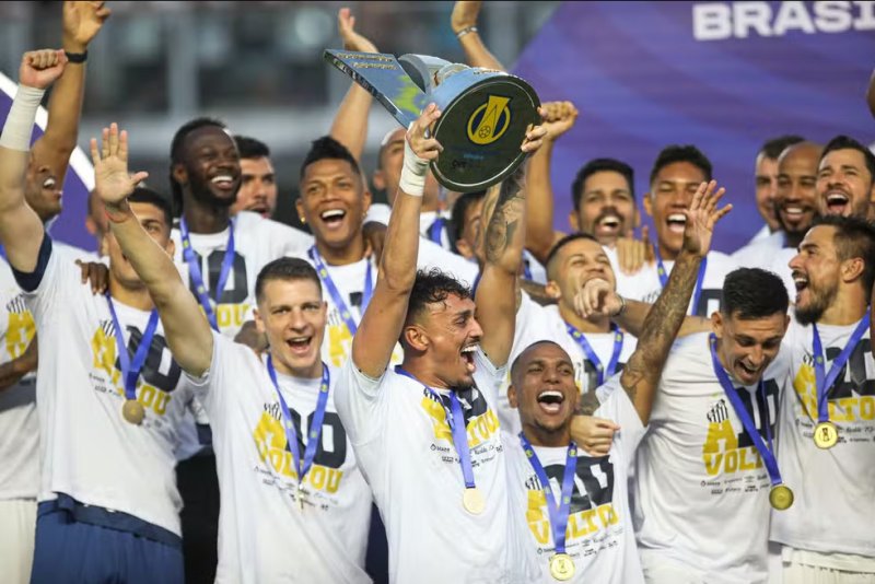 Apesar de título, campanha do Santos na Série B foi inferior às de Palmeiras e Corinthians