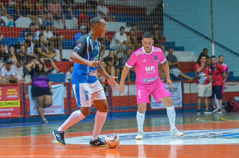 Cobras, Cobrinhas e Master prosseguem nesta terça com a disputa de 3 partidas