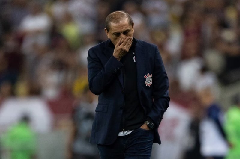 Corinthians recebe o Água Santa