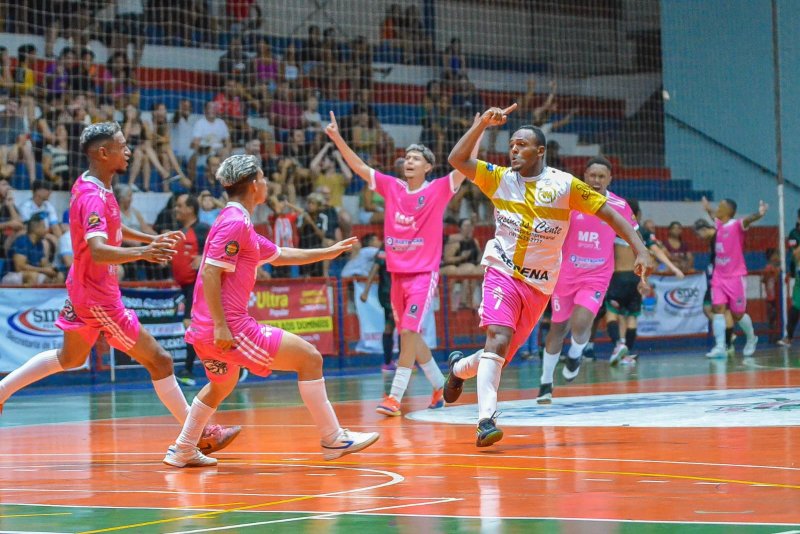 Definidas as semifinais do Futsal Master