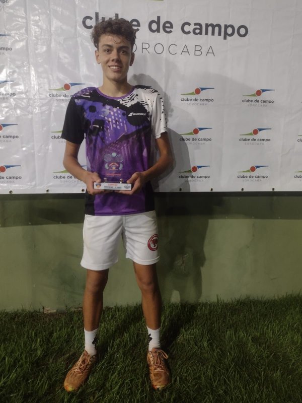 Tenista penapolense é o primeiro do ranking paulista