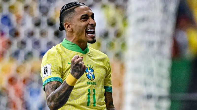 Brasil e Paraguai se enfrentam pelas Eliminatórias