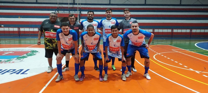 Retesp e SS Bota Fé goleiam no Férias de Futsal