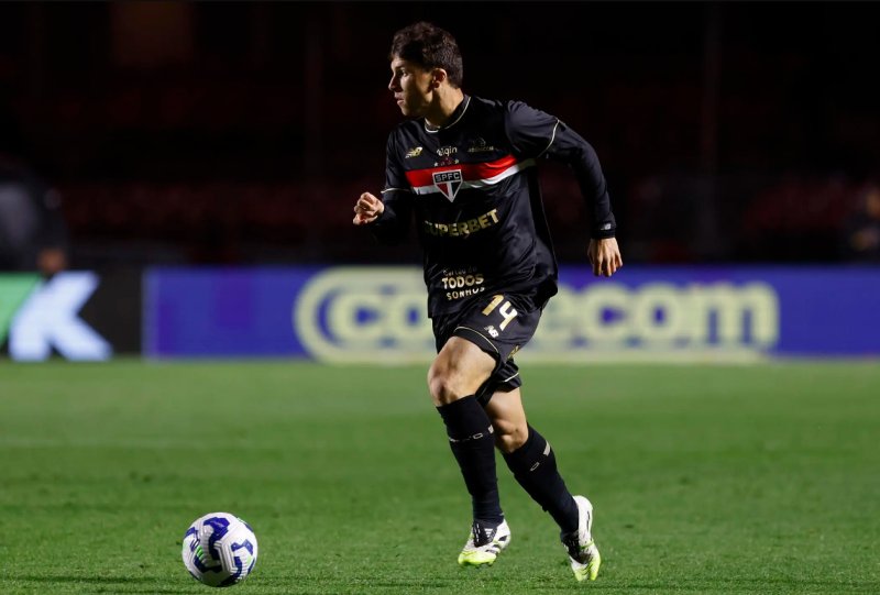 Gonzalo Tapia pode ganhar sequência com lesões de atacantes