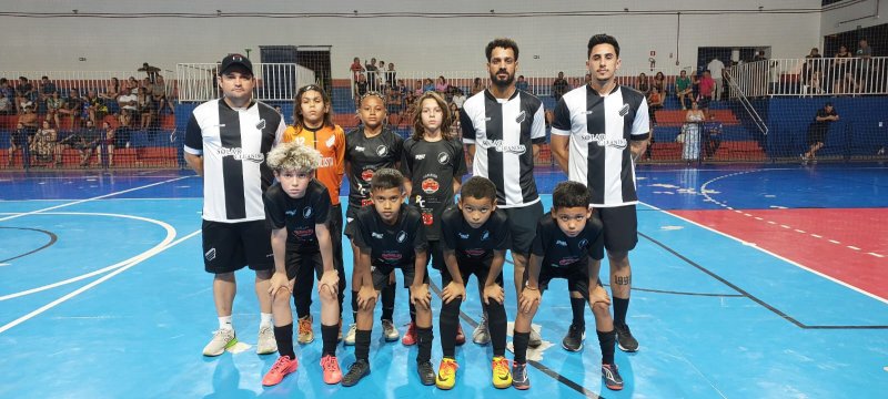 Olé Paulista/Prefeitura de Luiziânia vence em duas categorias no Futsal Ferinhas