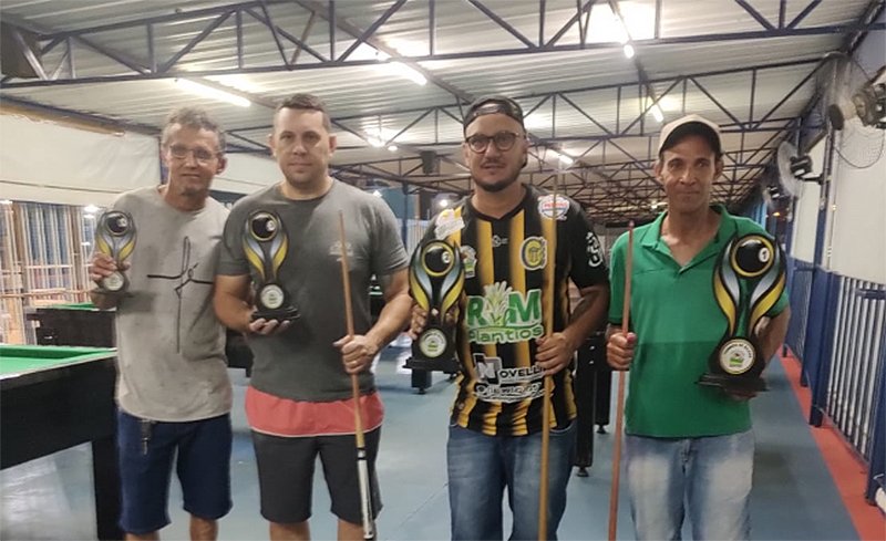 Clube Lago Azul: Ademir Maciel vence Torneio de Bilhar