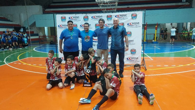 Phoenix de Adamantina é campeão da Categoria Sub-8 do Futsal Ferinhas