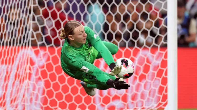 Flamengo perde do PSG e fica com vice do Intercontinental