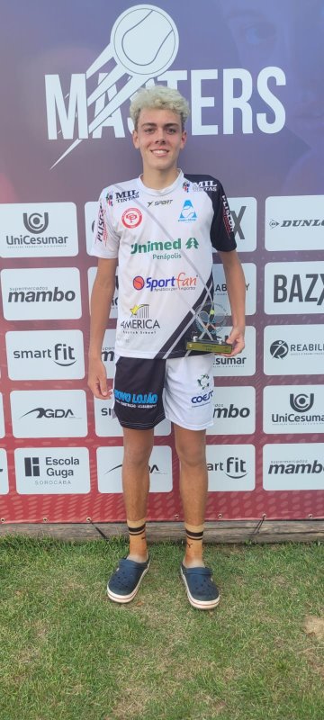 Tenista penapolense é o melhor do Estado em 2025