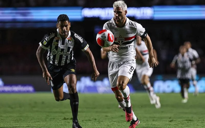 São Paulo e Santos disputam clássico no Morumbis