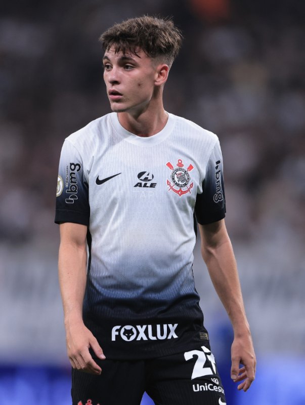 Corinthians e Bragantino jogam pelo Brasileirão