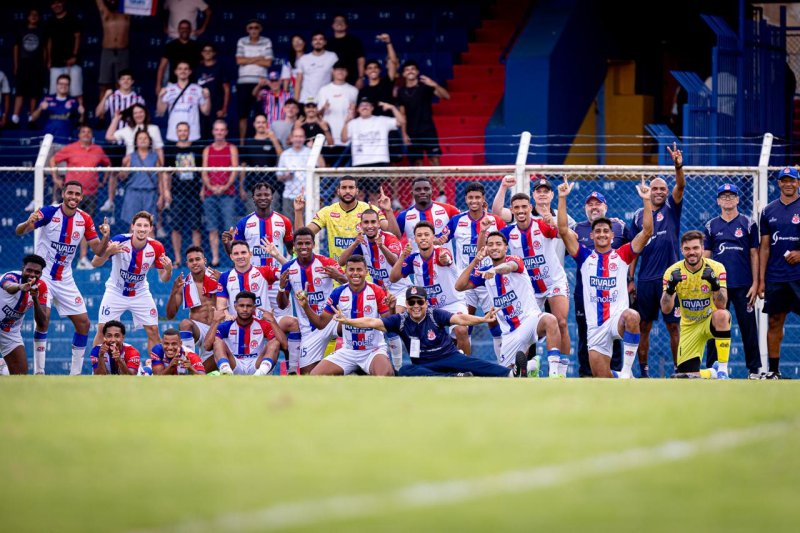 Penapolense vence São Caetano e mantém 100%