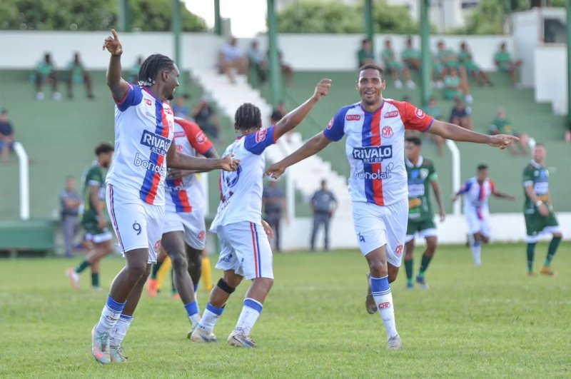 Penapolense vive jejum de vitórias e cai para quarto