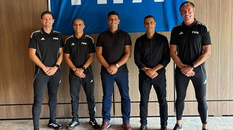 Brasil terá três árbitros e seis assistentes na Copa do Mundo