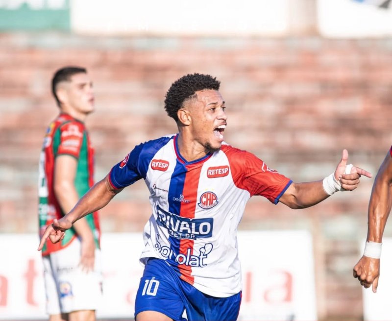 Penapolense joga pelo empate para chegar a semi