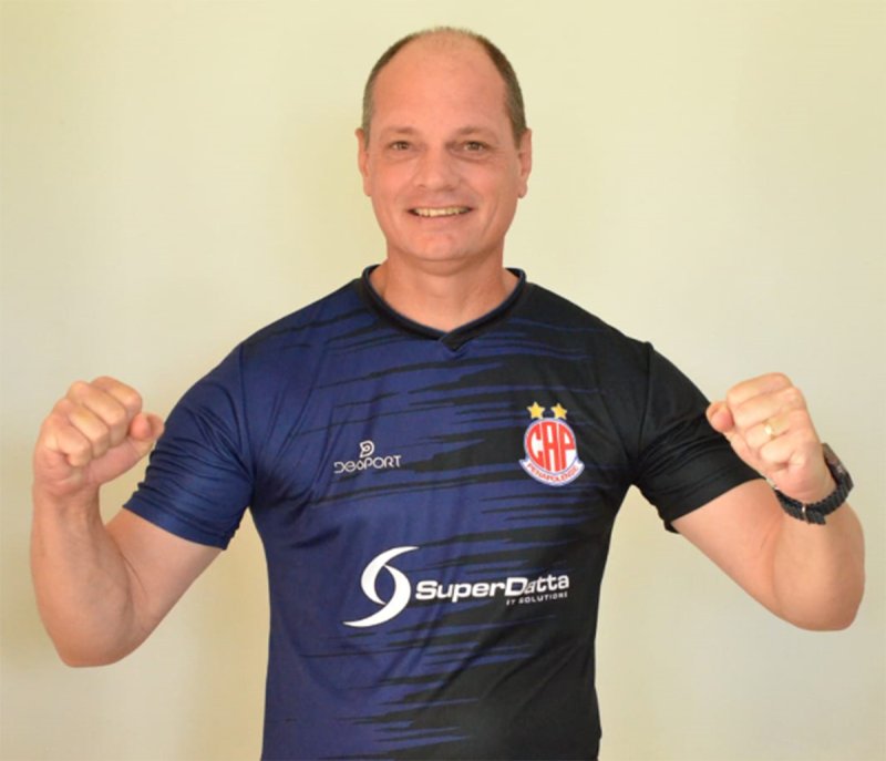 Valmir Israel avalia bom momento do Penapolense