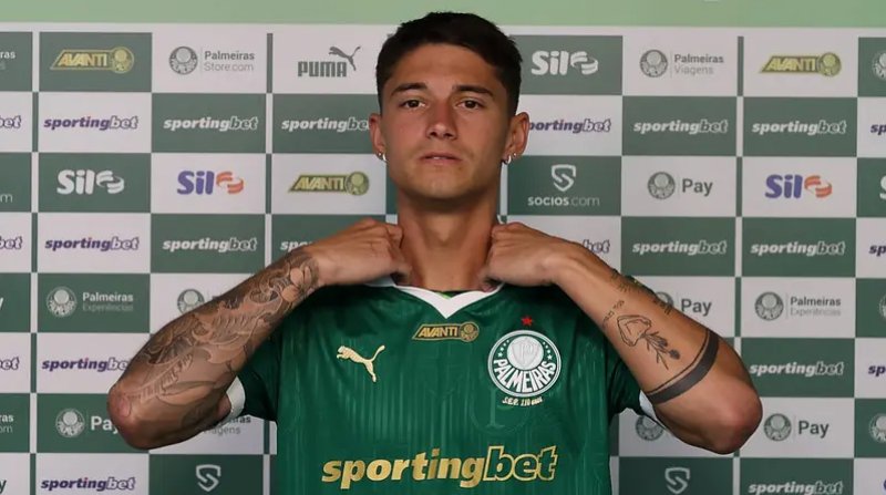 Palmeiras joga esta noite pela Libertadores