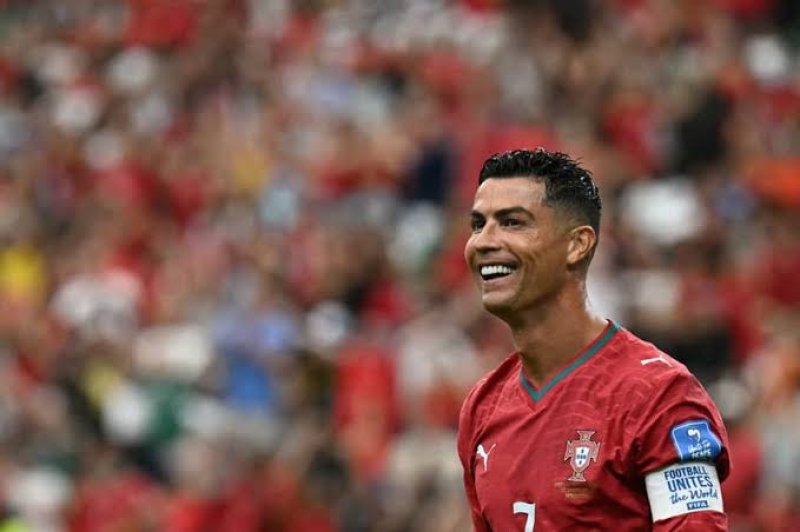 Cristiano Ronaldo fez dois e lidera goleada de Portugal