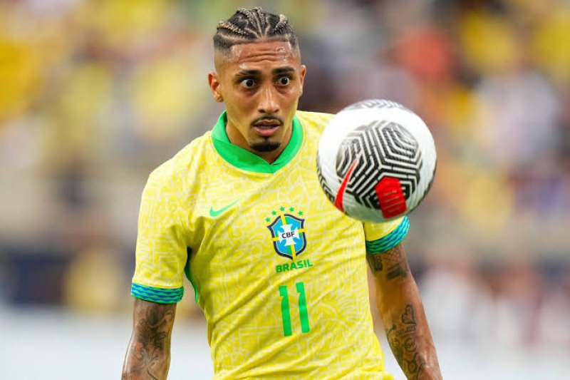 Raphinha está próximo de voltar aos treinos com bola