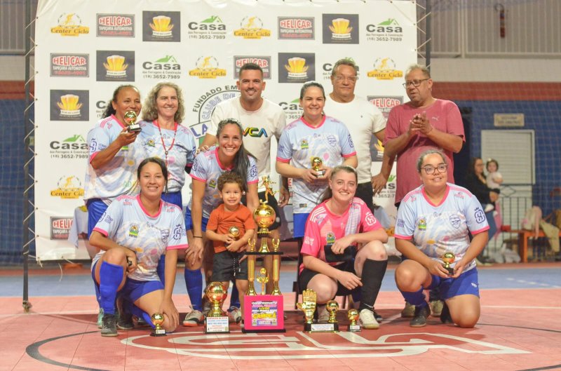 Arsenal é campeão do Futsal Feminino no Lago Azul