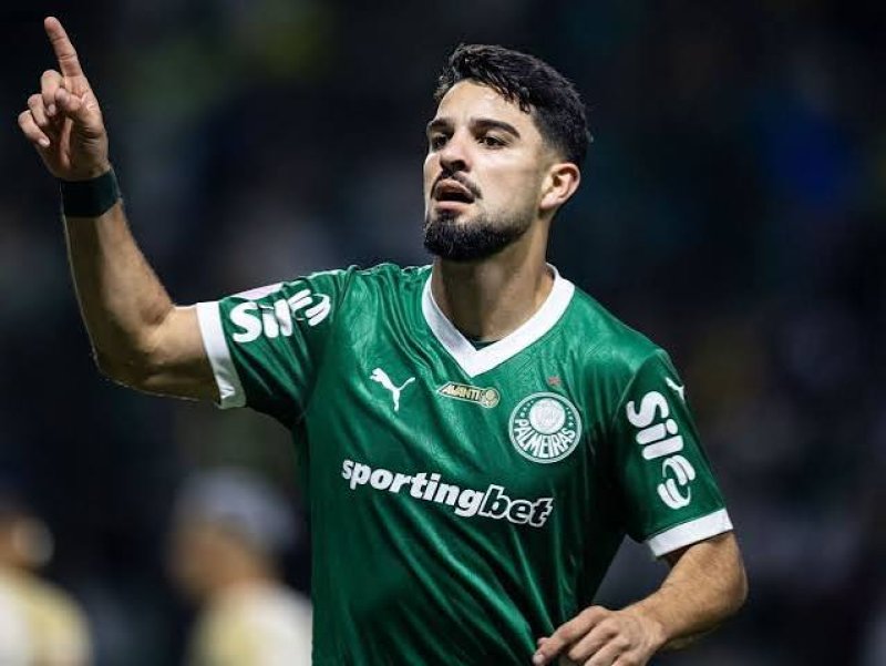 Palmeiras visita o Coritiba hoje pelo Brasileirão