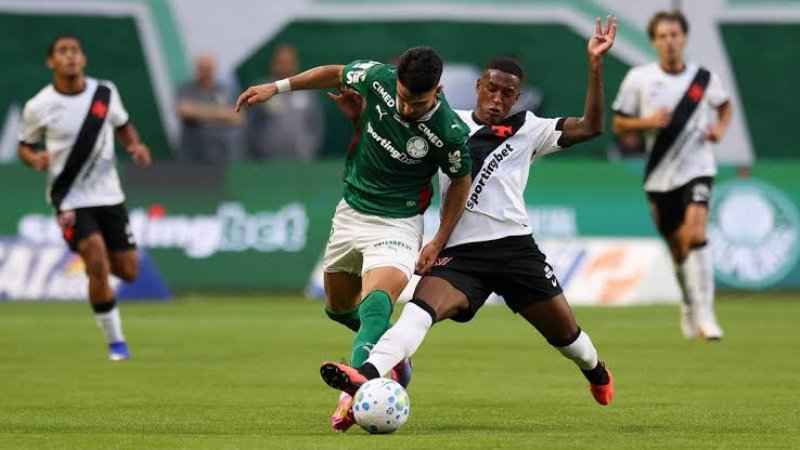 Palmeiras abre vantagem; Santos e São Paulo se complicam