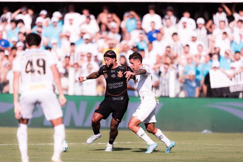 Corinthians e Santos disputam clássico na Neo Química
