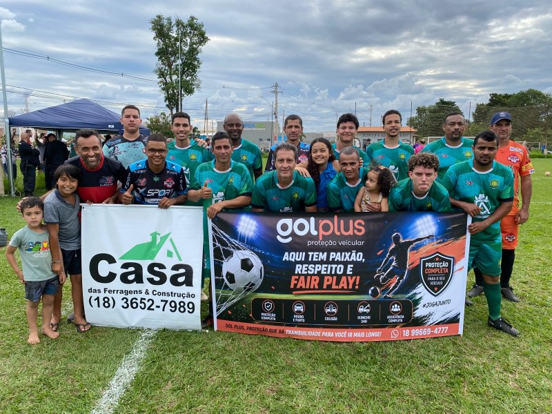Claudinei Motos vence e garante classificação