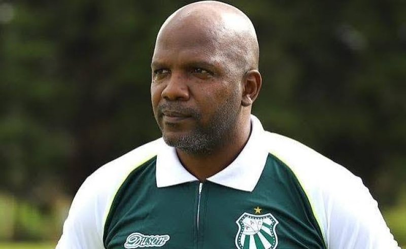 Penapolense contrata o técnico Thiago Oliveira