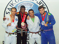 Atletas de Penápolis conquistam medalhas no Mundial de Jiu-Jitsu