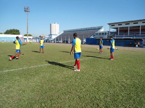 Sem técnico, CAP prioriza trabalho físico e técnico