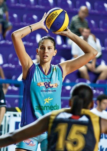Falta 1 dia: Atleta da Seleção Brasileira participará da abertura