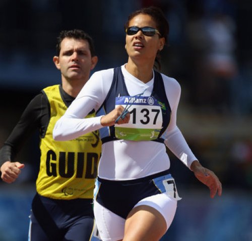 Ana Tércia parte para a disputa do Parapanamericano