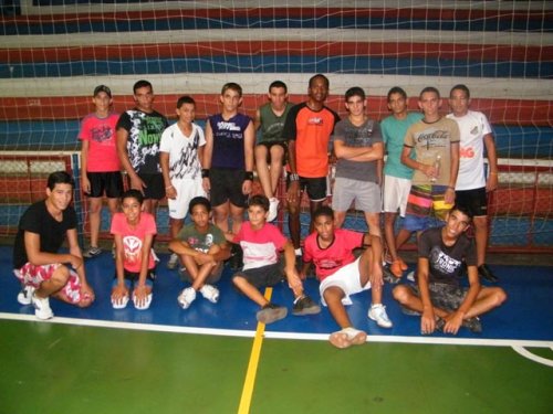 Escolinha de voleibol está a todo vapor