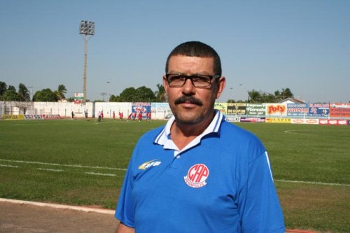 Sub-20 do Penapolense trabalha a espera do campeonato