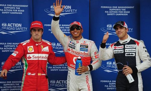 F-1: Hamilton conquista 3ª pole no ano na Espanha; Massa é 17º