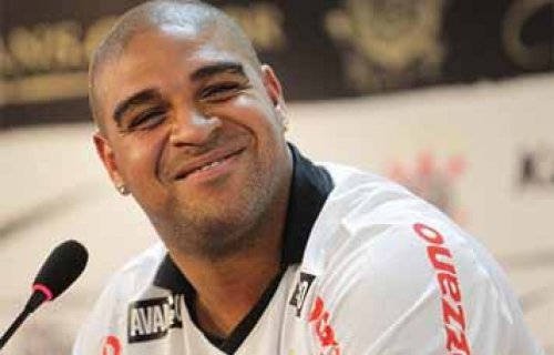 Corinthians chega a acordo para pagar mais de R$ 1 mil a Adriano