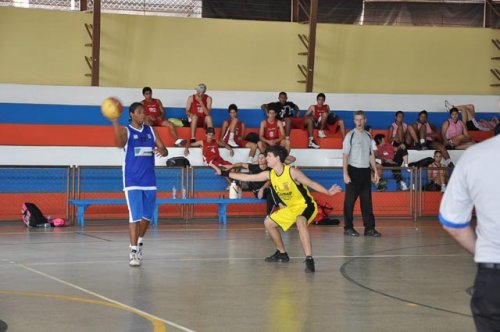 Associação de Basquete abre inscrições para 100 atletas