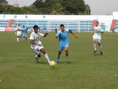 Penapolense recebe a Santacruzense