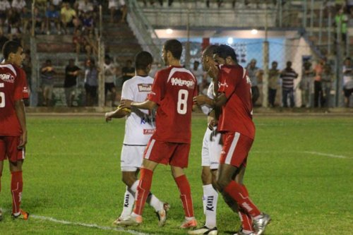 Edison Só vai poupar jogadores amanhã