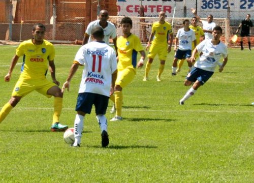 Penapolense fica em primeiro e pega o Velo Clube