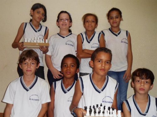 Alunos da EE Luiz Chrisóstomo de Oliveira conquistam medalhas na Olimpíada Escolar