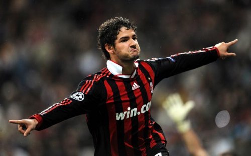 TV italiana crava venda de Alexandre Pato ao Timão por R$ 42 milhões