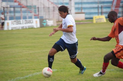 Paulist&atilde;o: Penapolense joga mal e perde em Mogi