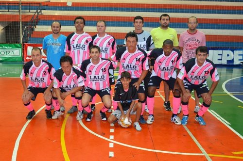 Casa das Ferragens/Lalo Esportes/Helena Glass/Ganhe Pontos/Ótica Meirelles é finalista do 3º Master de Futsal