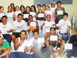 CRAS prepara jovens para o mercado de trabalho