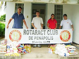 Fraternidade: Rotaract entrega 300 kg de alimentos à entidades