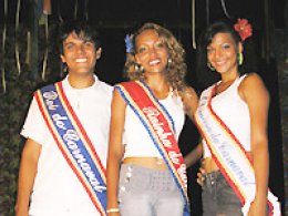 Desfiles de blocos e escolas de samba